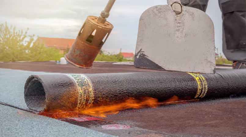 Réparation de fissures sur étanchéité bitumineuse